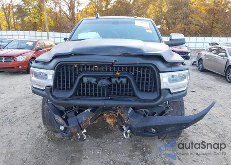 2022 Ram 2500 Laramie 4X4 6'4 Box z USA, uszkodzony, nr VIN 3C6UR5FL8NG323647